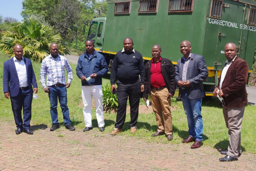 EKWENDZENI CHIEF MAKHOSIKHOSI:Mtsambama MP accused the King of oppressing the people,I regret voting for him EKWENDZENI CHIEF MAKHOSIKHOSI:Mtsambama MP accused the King of oppressing the people,I regret voting for him