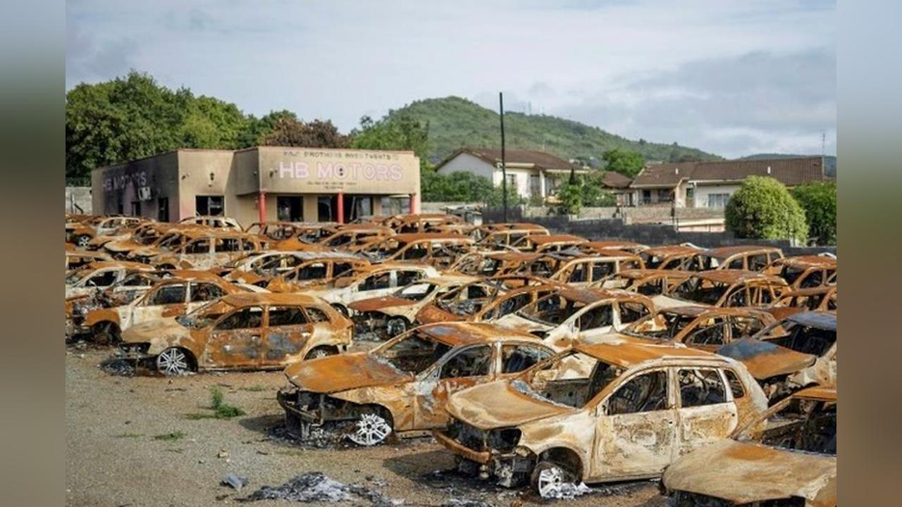 HB Motors unrest eyesore removed HB Motors unrest eyesore removed