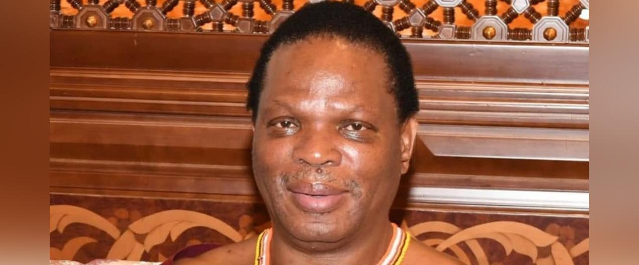 Prince Lonkhokhela,s Tisuka TakaNgwane board loots over R1million sitting allowances, General Manager Nyawo pleads with journalist to put story on hold Prince Lonkhokhela,s Tisuka TakaNgwane board loots over R1million sitting allowances, General Manager Nyawo pleads with journalist to put story on hold