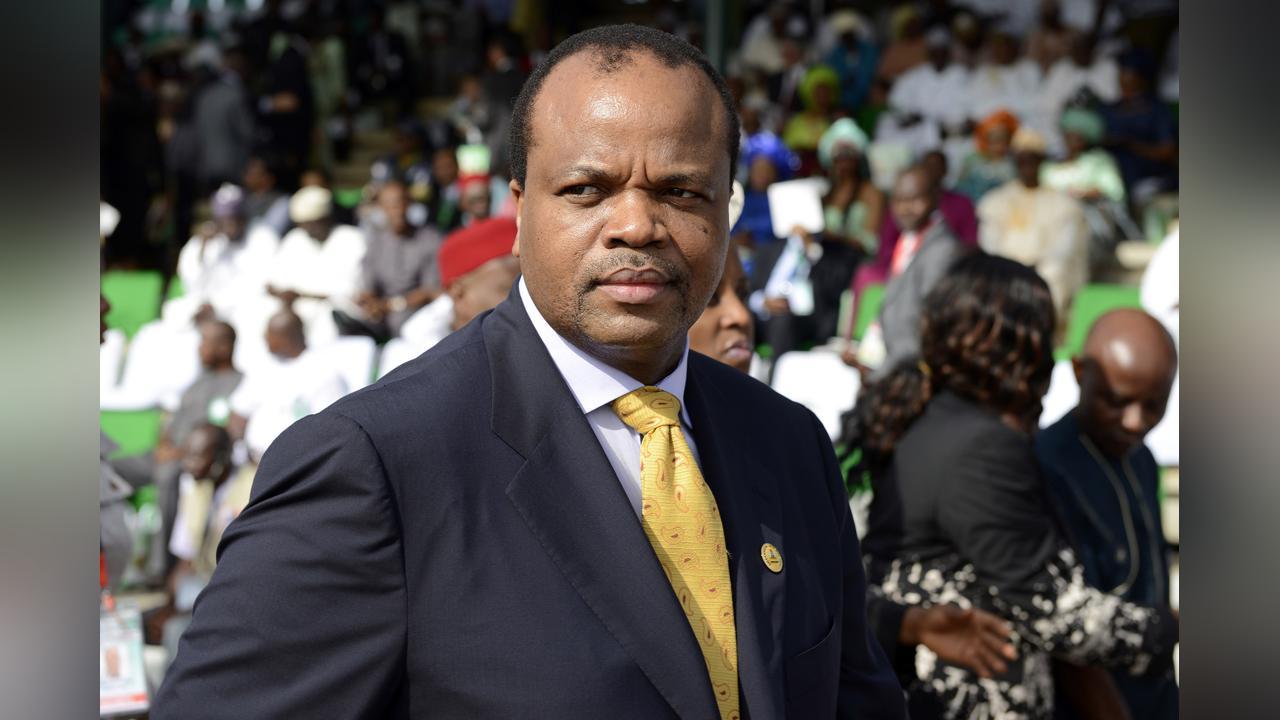 CABINET MINISTERS’ STAY IN OFFICE EXTENDED CABINET MINISTERS’ STAY IN OFFICE EXTENDED