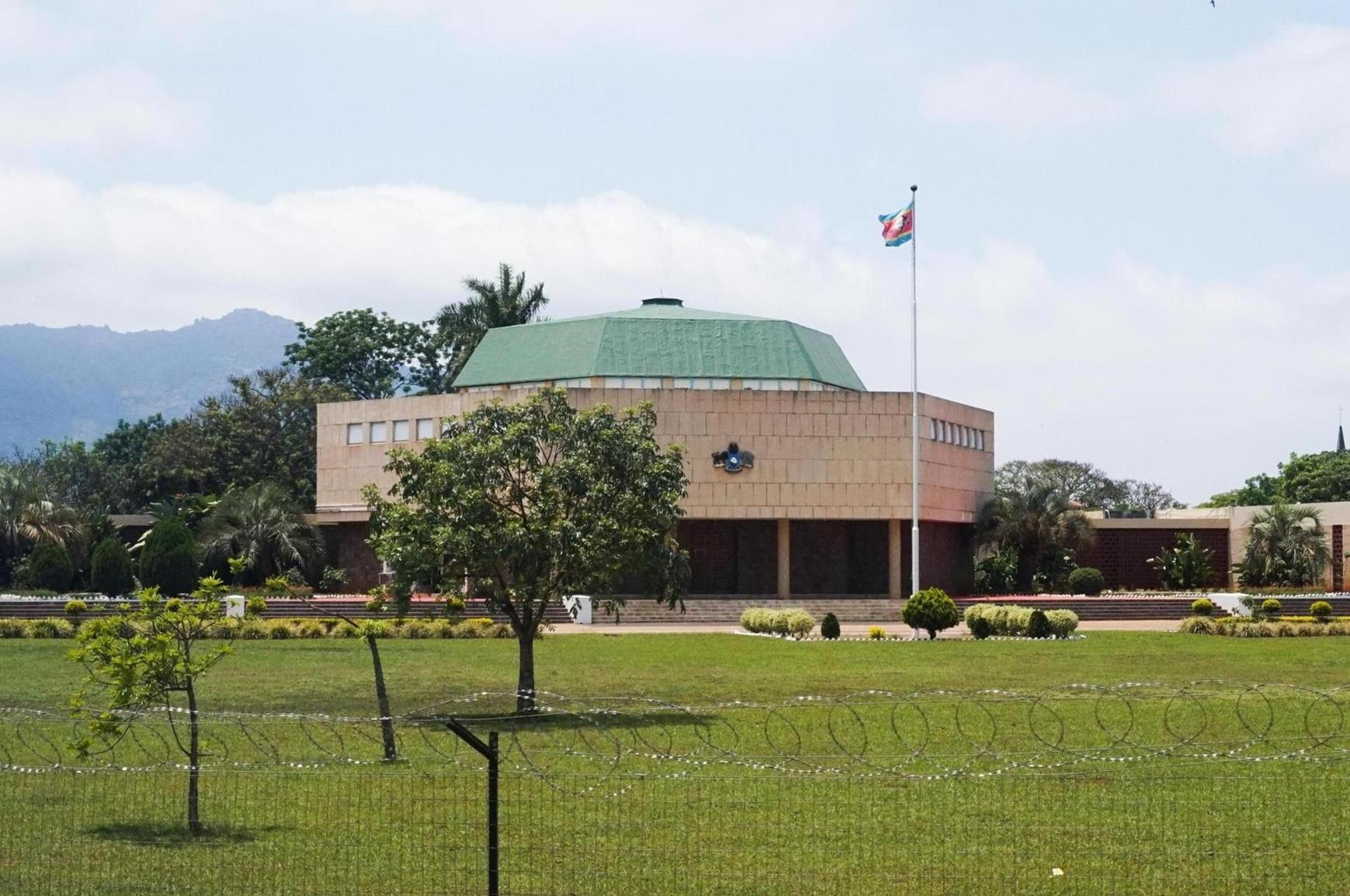 Exposed SwaziPharm Wholesalers Director Kareem Ashraf runs to Robison Bertram lawyers, wants Auditor General(AG) to release investigation report Exposed SwaziPharm Wholesalers Director Kareem Ashraf runs to Robison Bertram lawyers, wants Auditor General(AG) to release investigation report