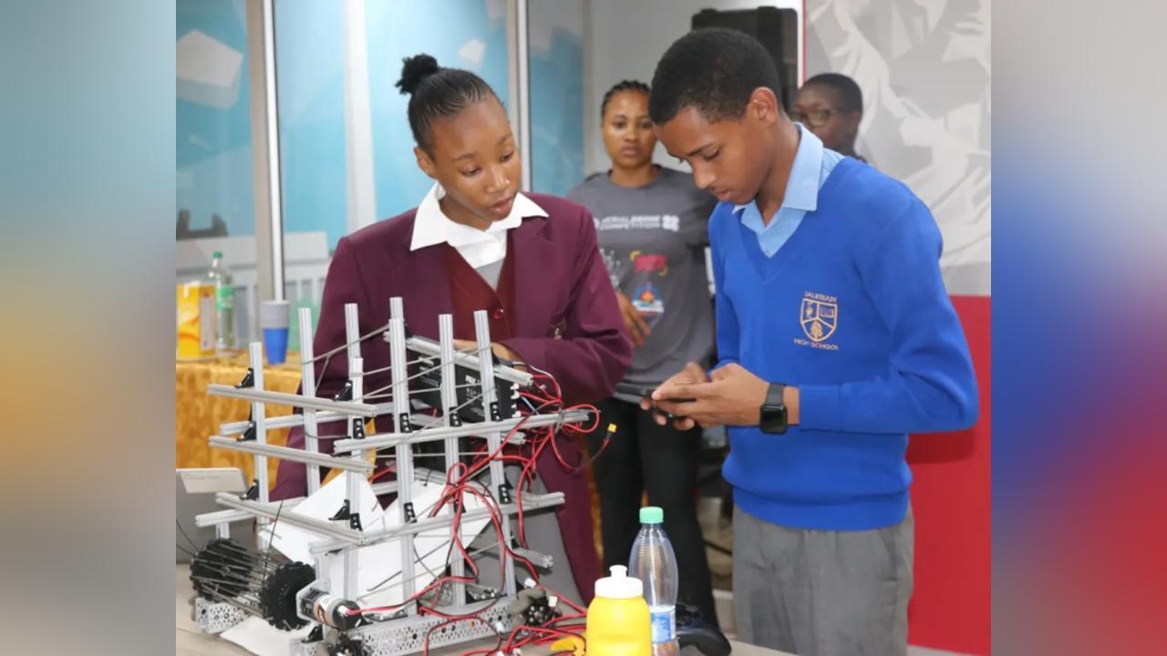 48 GRADUATE FROM ROBOTICS PROGRAM 48 GRADUATE FROM ROBOTICS PROGRAM