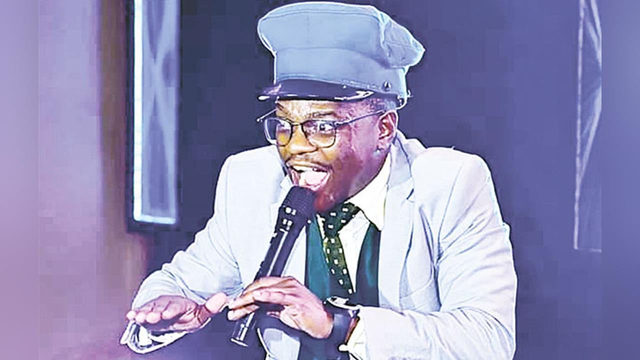 SMALLZ THE COMEDIAN TO BE LAID TO REST SATURDAY SMALLZ THE COMEDIAN TO BE LAID TO REST SATURDAY