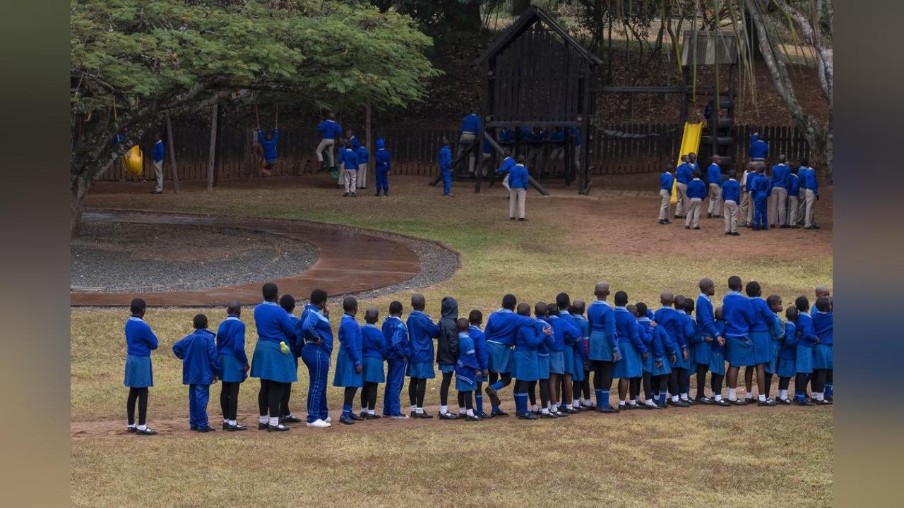 PUPIL KILLED, 38 RUSHED TO HOSPITAL AFTER 2 KOMBIS CRASH PUPIL KILLED, 38 RUSHED TO HOSPITAL AFTER 2 KOMBIS CRASH