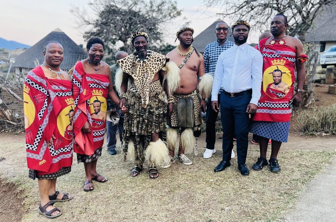Prince Hlangabeza,Chief Mgwagwa Gamedze and Sigombeni Dlamini Delivered Ten(10)Cattle for “Kucela” as King Mswati Prepares to Marry Jacob Zuma’S Twenty-One(21) Year-Old Daughter Prince Hlangabeza,Chief Mgwagwa Gamedze and Sigombeni Dlamini Delivered Ten(10)Cattle for “Kucela” as King Mswati Prepares to Marry Jacob Zuma’S Twenty-One(21) Year-Old Daughter