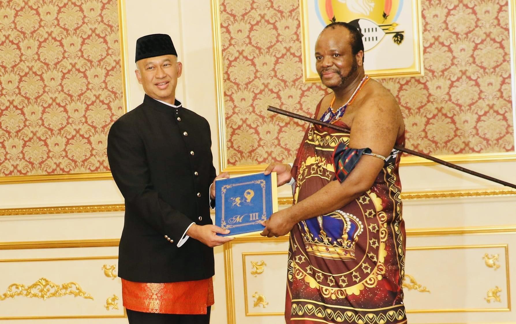 Kareem Ashraff Alleged Fraudulent Diplomatic Status Exposed as King Welcomes New Indonesian Ambassador Saud Purwanto Krisnawan,Was Allegedly Using Status to Launder Dangerous Drugs Kareem Ashraff Alleged Fraudulent Diplomatic Status Exposed as King Welcomes New Indonesian Ambassador Saud Purwanto Krisnawan,Was Allegedly Using Status to Launder Dangerous Drugs