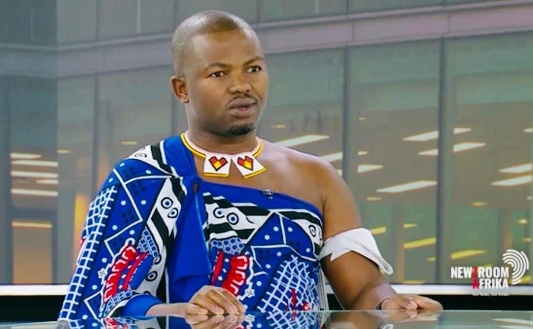 “Don’T Tell Zwemart”, Says Swazi Observer Journalist as he Pays Back R3,000.00 Bribe Extorted from an Elderly High Profile Man, Times Journalists Ordered to Pay Back R13,000.00 Month-End. “Don’T Tell Zwemart”, Says Swazi Observer Journalist as he Pays Back R3,000.00 Bribe Extorted from an Elderly High Profile Man, Times Journalists Ordered to Pay Back R13,000.00 Month-End.