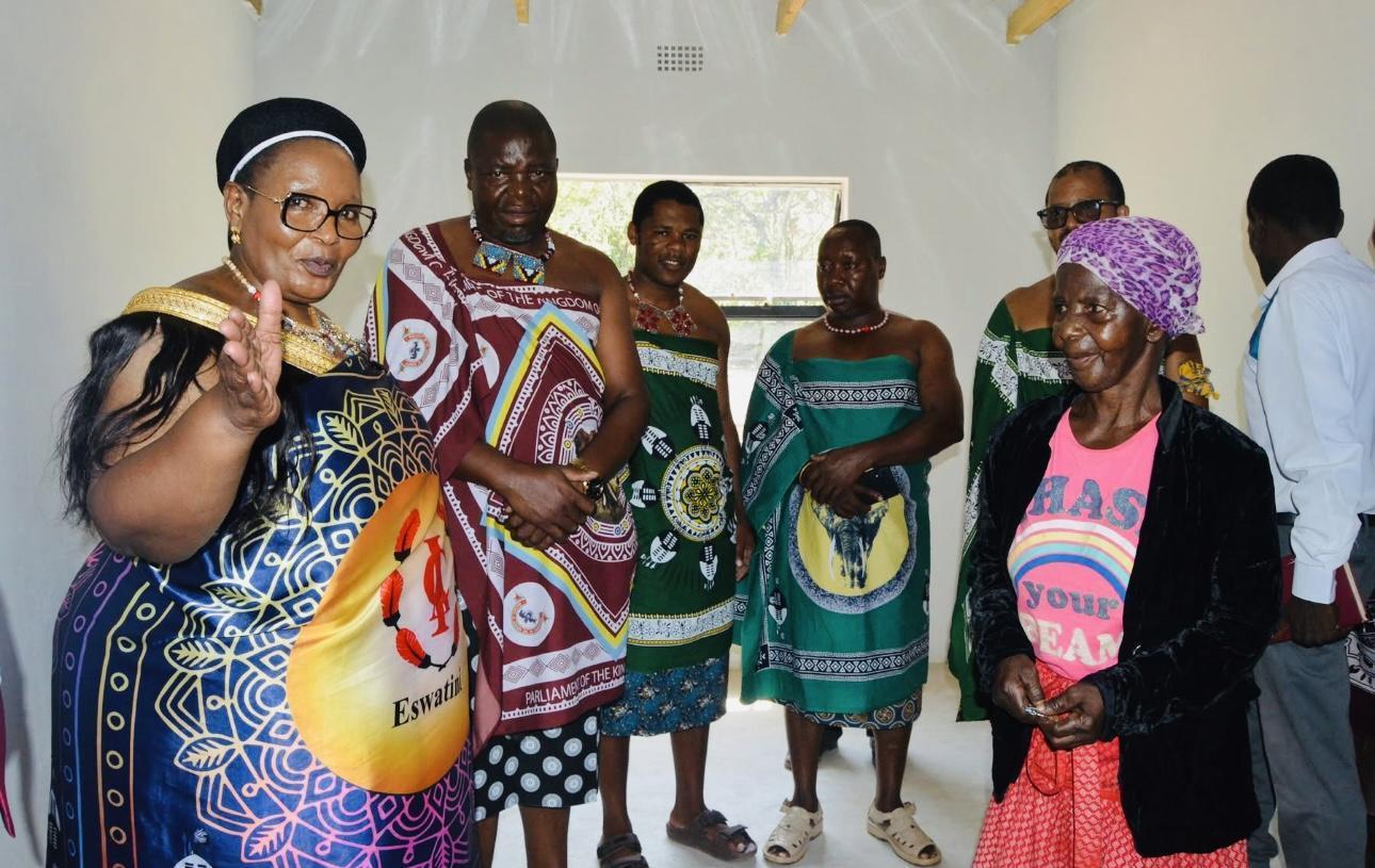 “I was Almost Bitten by a Snake”, Gogo Siphiwe Mavuso of Ndzingeni Inkhundla Tells Deputy Prime Minister(Dpm) as she Receives New House. “I was Almost Bitten by a Snake”, Gogo Siphiwe Mavuso of Ndzingeni Inkhundla Tells Deputy Prime Minister(Dpm) as she Receives New House.