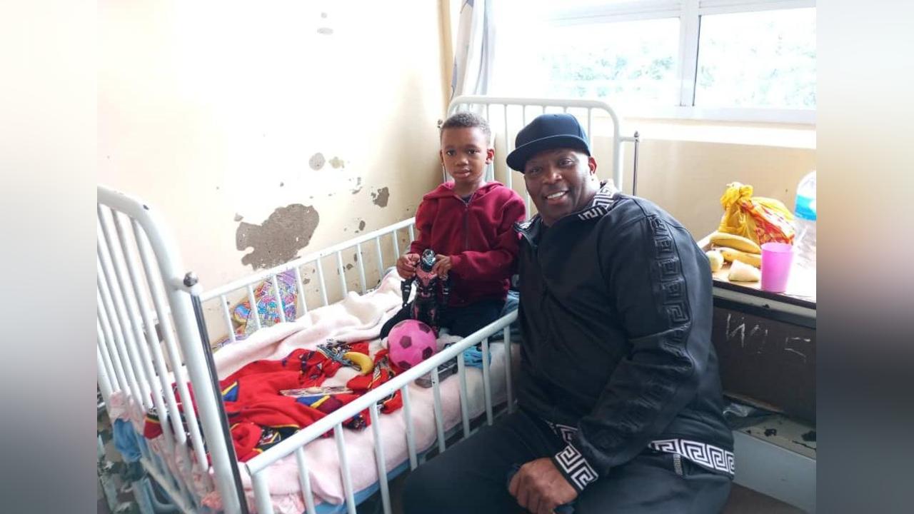 US PASTOR JEREMIAH WASHINGTON DONATES TO MBABANE HOSPITAL AND MAHWALALA RESIDENTS; GOGO TO GET NEW HOME US PASTOR JEREMIAH WASHINGTON DONATES TO MBABANE HOSPITAL AND MAHWALALA RESIDENTS; GOGO TO GET NEW HOME