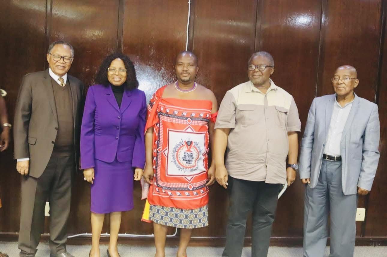 Newly Appointed Shiselweni Regional Administrator(Ra) and Ex-Dpm Themba Masuku now Reporting to Tinkhundla Minister Sikhumbuzo Dlamini,Loses Gazetted Benefits Worth over R5Million Including Escorts Newly Appointed Shiselweni Regional Administrator(Ra) and Ex-Dpm Themba Masuku now Reporting to Tinkhundla Minister Sikhumbuzo Dlamini,Loses Gazetted Benefits Worth over R5Million Including Escorts
