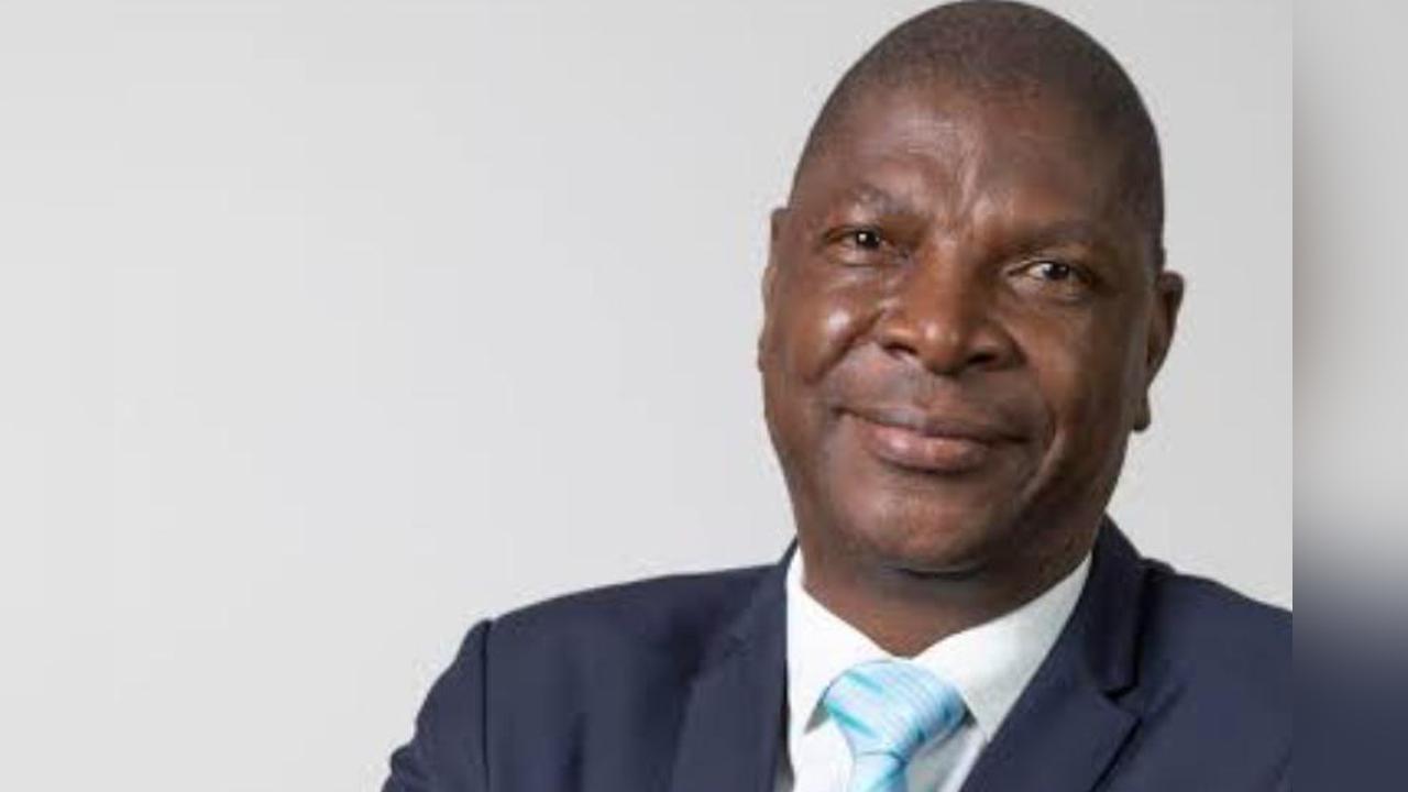 Swazimed Board Chairman Removed, CEO Peter ‘Samora’ Simelane Suspended Amid Multimillion Looting of Public Funds Threatening Existence of the Country’S Largest Medical Scheme Swazimed Board Chairman Removed, CEO Peter ‘Samora’ Simelane Suspended Amid Multimillion Looting of Public Funds Threatening Existence of the Country’S Largest Medical Scheme
