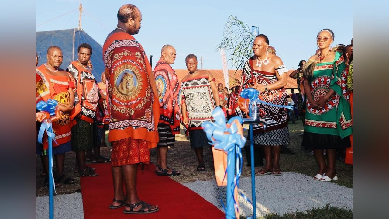 King Mswati must Direct his Labour Minister Phila Buthelezi to Prepare Government Gazettes Increasing Salaries for all Workers, Poverty is Manufactured at Lozitha Palace King Mswati must Direct his Labour Minister Phila Buthelezi to Prepare Government Gazettes Increasing Salaries for all Workers, Poverty is Manufactured at Lozitha Palace