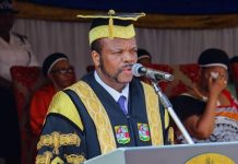 Embarrassing King Mswati at UNESWA Graduation Ceremony Embarrassing King Mswati at UNESWA Graduation Ceremony