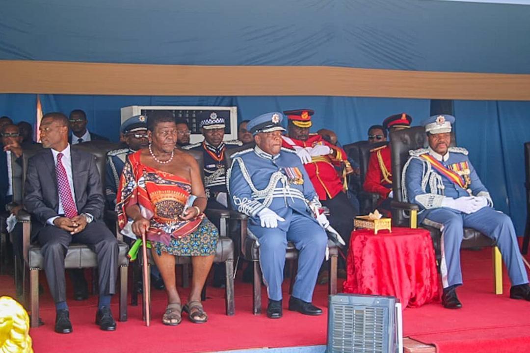KING TASKS LUKE LUSHABA TO KEEP FIREFIGHTERS HAPPY KING TASKS LUKE LUSHABA TO KEEP FIREFIGHTERS HAPPY