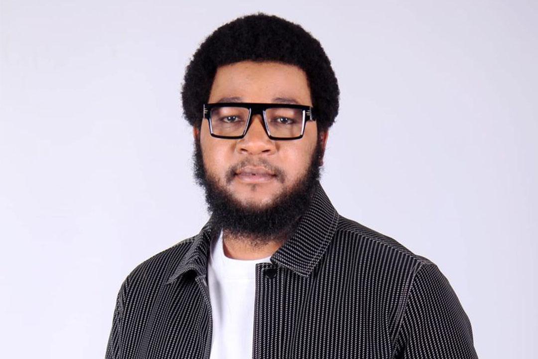 ZWILE, MAYEEM, BEST DUO SLATED FOR KARAOKE WEDNESDAY ZWILE, MAYEEM, BEST DUO SLATED FOR KARAOKE WEDNESDAY