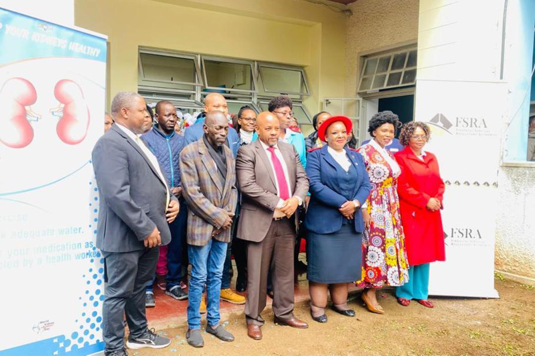 NEW E420K WAITING ROOM BRINGS COMFORT TO RENAL PATIENTS NEW E420K WAITING ROOM BRINGS COMFORT TO RENAL PATIENTS