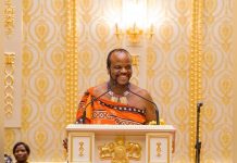 KING URGES NATION TO BREAK MENTAL CHAINS KING URGES NATION TO BREAK MENTAL CHAINS