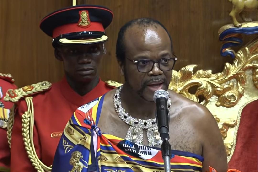 A KING IS KING BY HIS PEOPLE – KING MSWATI III A KING IS KING BY HIS PEOPLE – KING MSWATI III