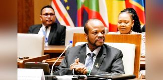 KING HAILED FOR E255M OACPS FUNDS RESCUE KING HAILED FOR E255M OACPS FUNDS RESCUE