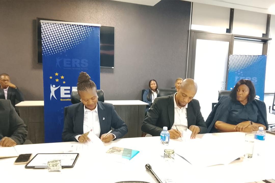 EMPLOYERS SWINDLING ENPF CONTRIBUTIONS TO BE EXPOSED EMPLOYERS SWINDLING ENPF CONTRIBUTIONS TO BE EXPOSED