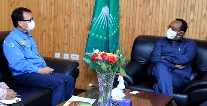 State Minister Redwan Hussein Confers with Leaders of South Korean Investment Company State Minister Redwan Hussein Confers with Leaders of South Korean Investment Company