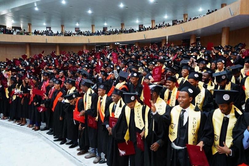 PM Abiy Urges Graduates to be Pillars of Ethiopia’s Dev’t