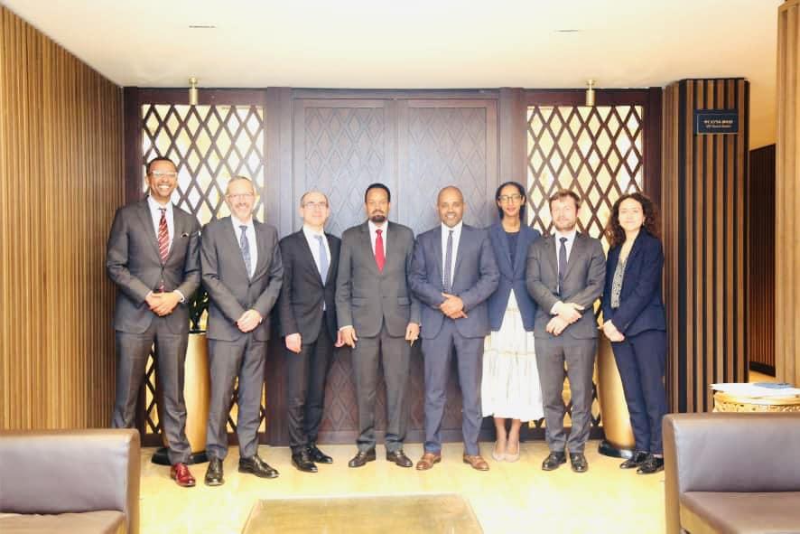 Finance Minister Ahmed Shide Confers with Assistant Secretary of French Ministry of Economy William Roos Finance Minister Ahmed Shide Confers with Assistant Secretary of French Ministry of Economy William Roos