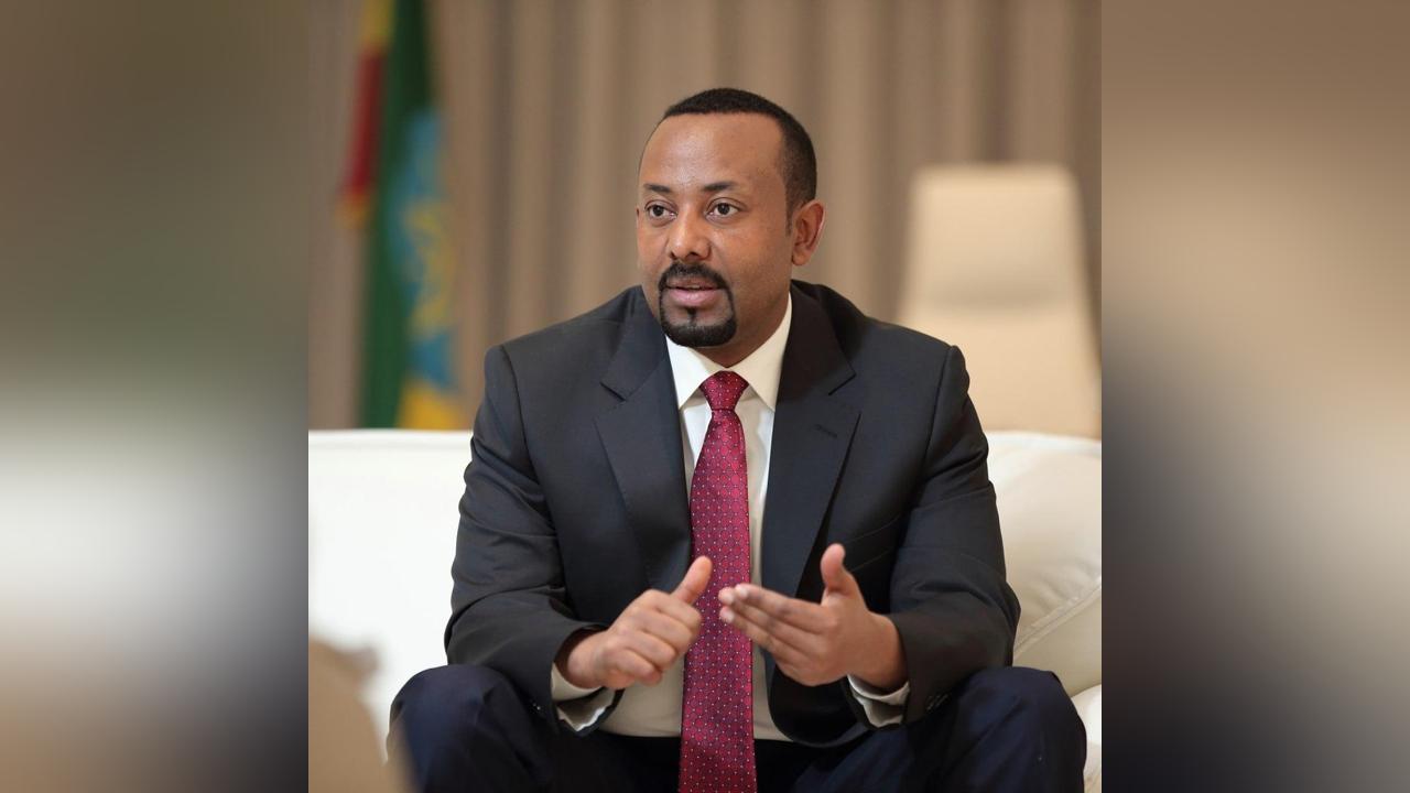 PM Abiy Discuses With General Al-Burhan, Dagalo on Need to Settle Differences Amicably in Sudan PM Abiy Discuses With General Al-Burhan, Dagalo on Need to Settle Differences Amicably in Sudan