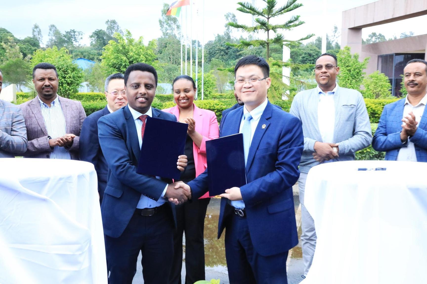Commission Signs Agreement with China's CCECC to Invest in Jimma Industrial Park Commission Signs Agreement with China's CCECC to Invest in Jimma Industrial Park