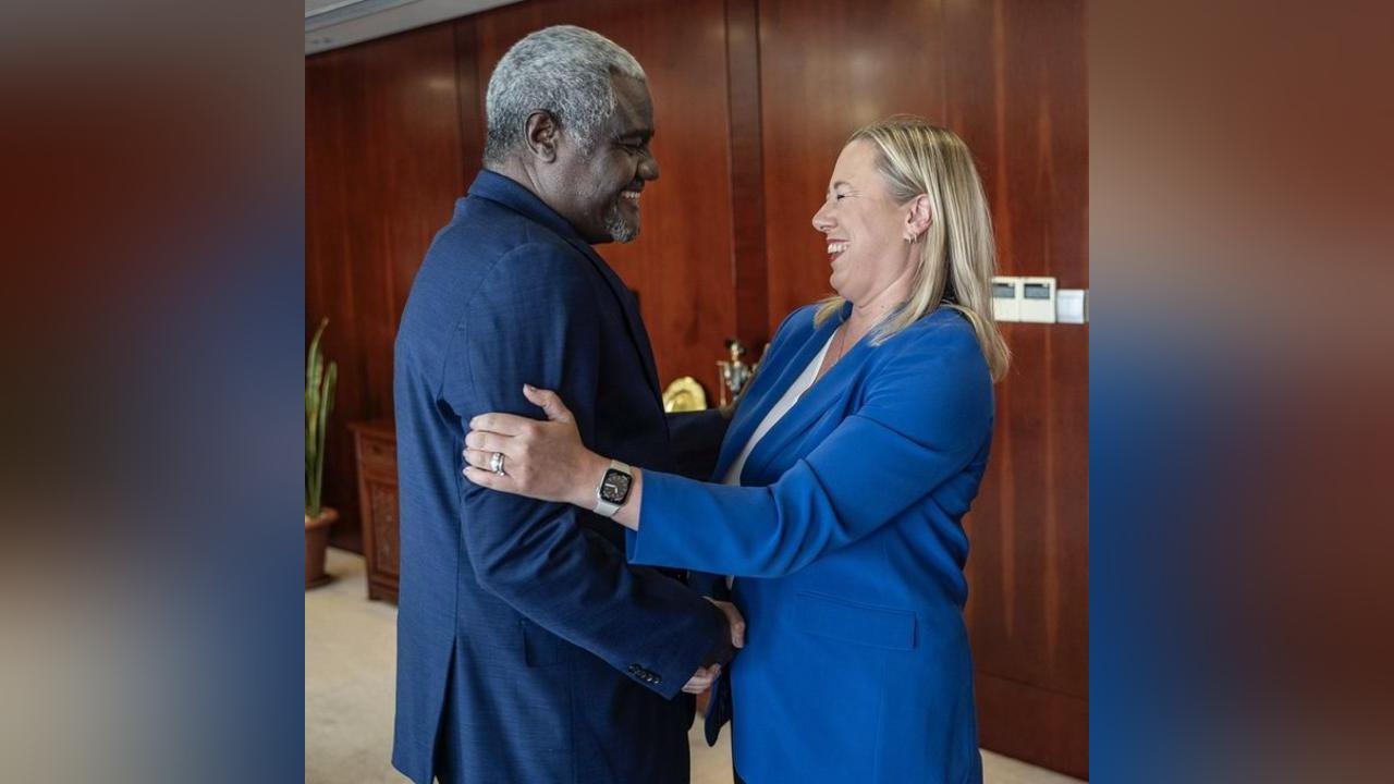 EU Commissioner Confers with African Union Commission Chairperson EU Commissioner Confers with African Union Commission Chairperson