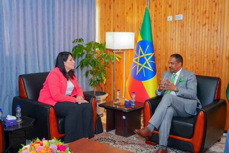 Foreign Affairs State Minister, Algerian Ambassador Discuss Mutual Concerns Foreign Affairs State Minister, Algerian Ambassador Discuss Mutual Concerns