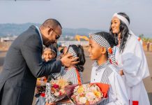 PM Abiy Welcomed by Thousands in Dembi Dolo PM Abiy Welcomed by Thousands in Dembi Dolo