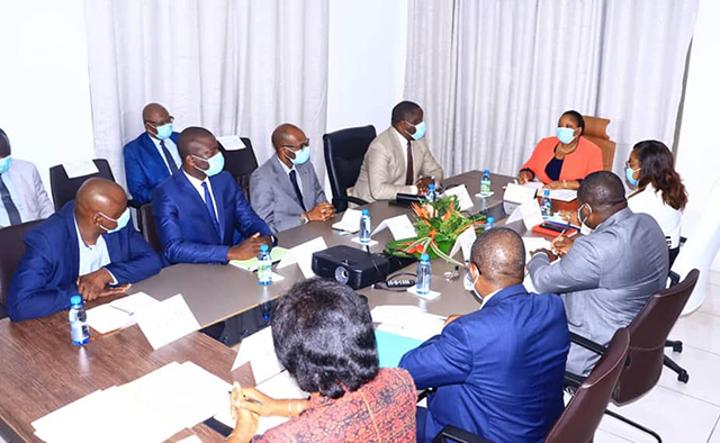 Gratuité du transport scolaire : Les ministres concernés étudient la faisabilité de la mesure Gratuité du transport scolaire : Les ministres concernés étudient la faisabilité de la mesure