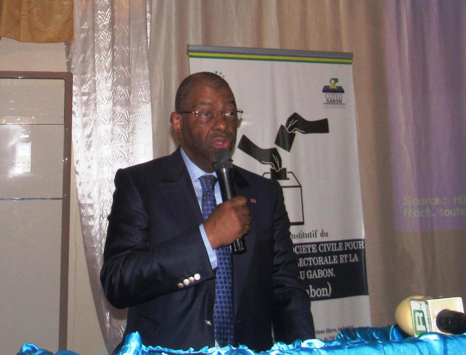 Gabon : l’opposant Barro Chambrier appelle le régime d’Ali Bongo au dialogue pour assainir le système électoral toujours décrié Gabon : l’opposant Barro Chambrier appelle le régime d’Ali Bongo au dialogue pour assainir le système électoral toujours décrié