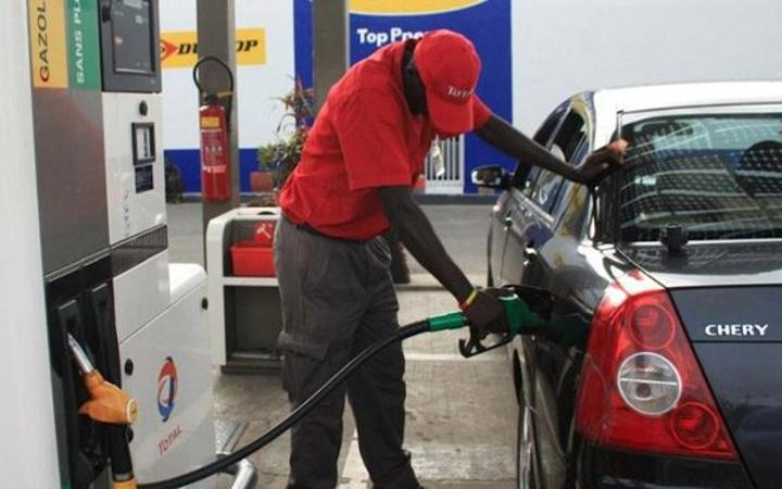 Carburant : le Gabon envisage « l’apartheid » dans les stations-service Carburant : le Gabon envisage « l’apartheid » dans les stations-service
