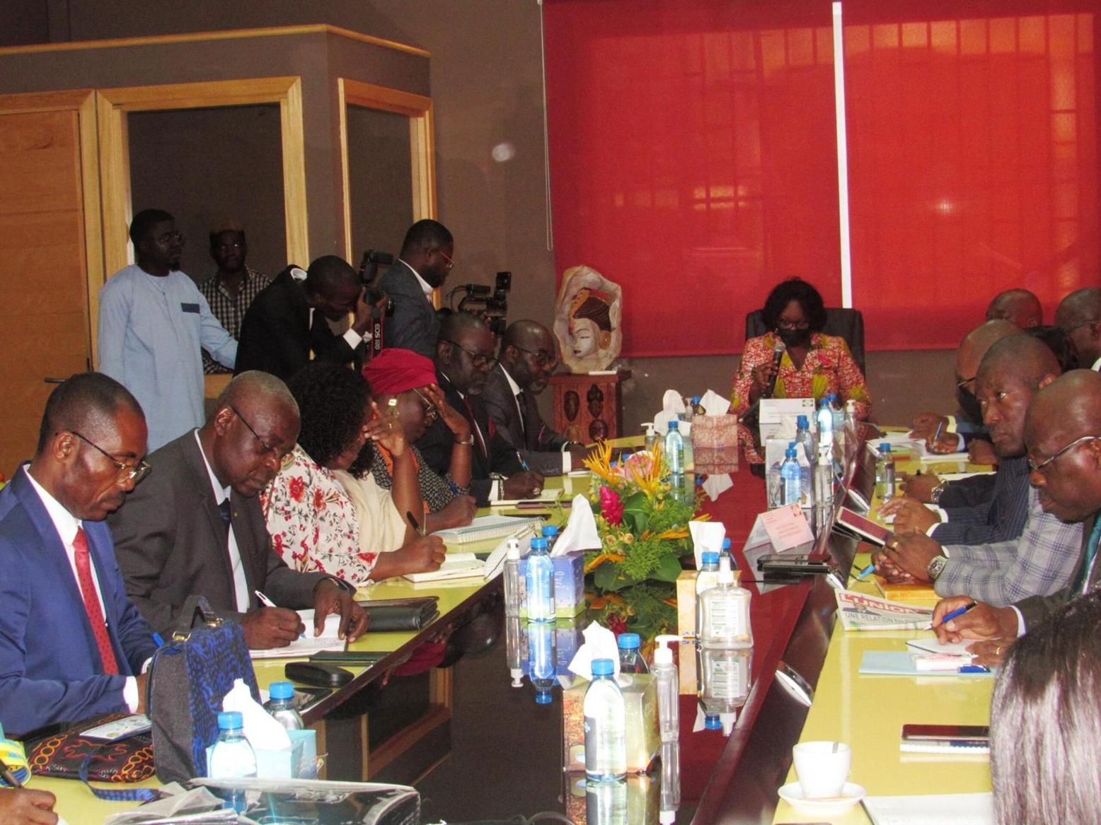 Lancement des travaux de la commission de réflexion sur la définition des modalités d’arrimage des pensions au nouveau système de rémunération Lancement des travaux de la commission de réflexion sur la définition des modalités d’arrimage des pensions au nouveau système de rémunération