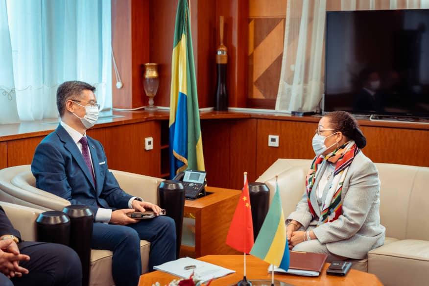 Gabon-Chine : Li Jinjin et Milebou-Mboussou font le point de la coopération Gabon-Chine : Li Jinjin et Milebou-Mboussou font le point de la coopération