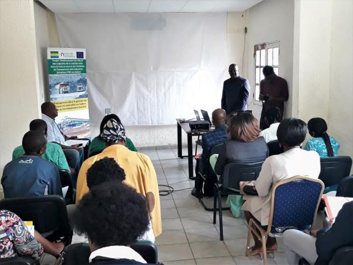 Gabon : la société civile s’arme dans la gestion des fonds de développement local de la norme ITIE 2019 Gabon : la société civile s’arme dans la gestion des fonds de développement local de la norme ITIE 2019