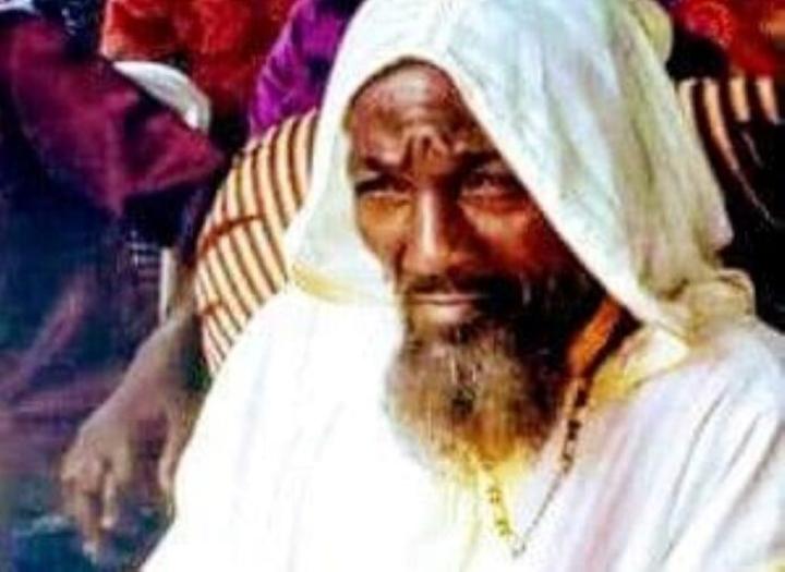 Un « gourou » appelé pompeusement Jésus tué par l’un de ses disciples proche d’Oyem Un « gourou » appelé pompeusement Jésus tué par l’un de ses disciples proche d’Oyem