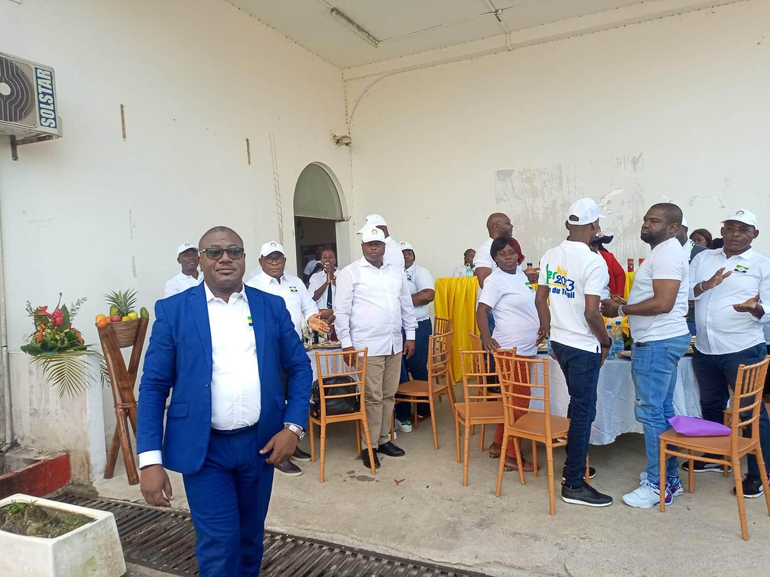 Célébration de la fête du 1er Mai au Ministère du Budget sous le sceau du dialogue social permanent de proximité Célébration de la fête du 1er Mai au Ministère du Budget sous le sceau du dialogue social permanent de proximité