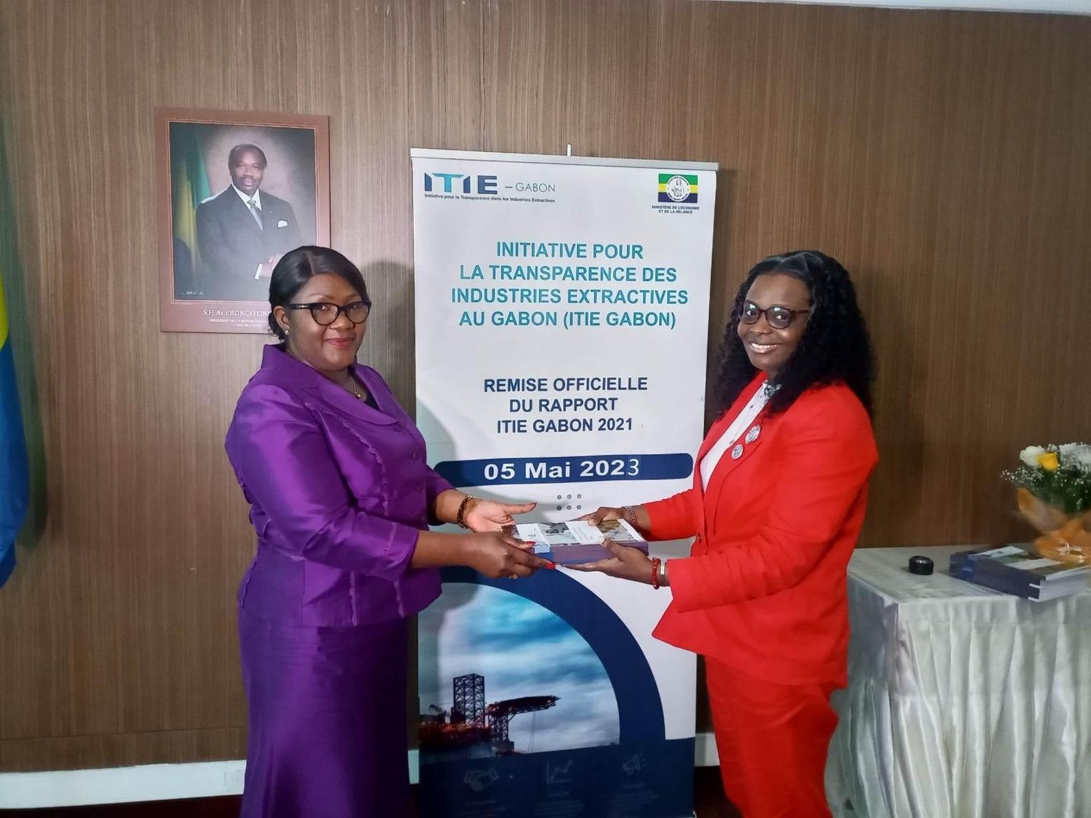 Le gouvernement gabonais se félicite de l’écart de 17% des chiffres relevé dans le rapport ITIE Gabon 2021 Le gouvernement gabonais se félicite de l’écart de 17% des chiffres relevé dans le rapport ITIE Gabon 2021