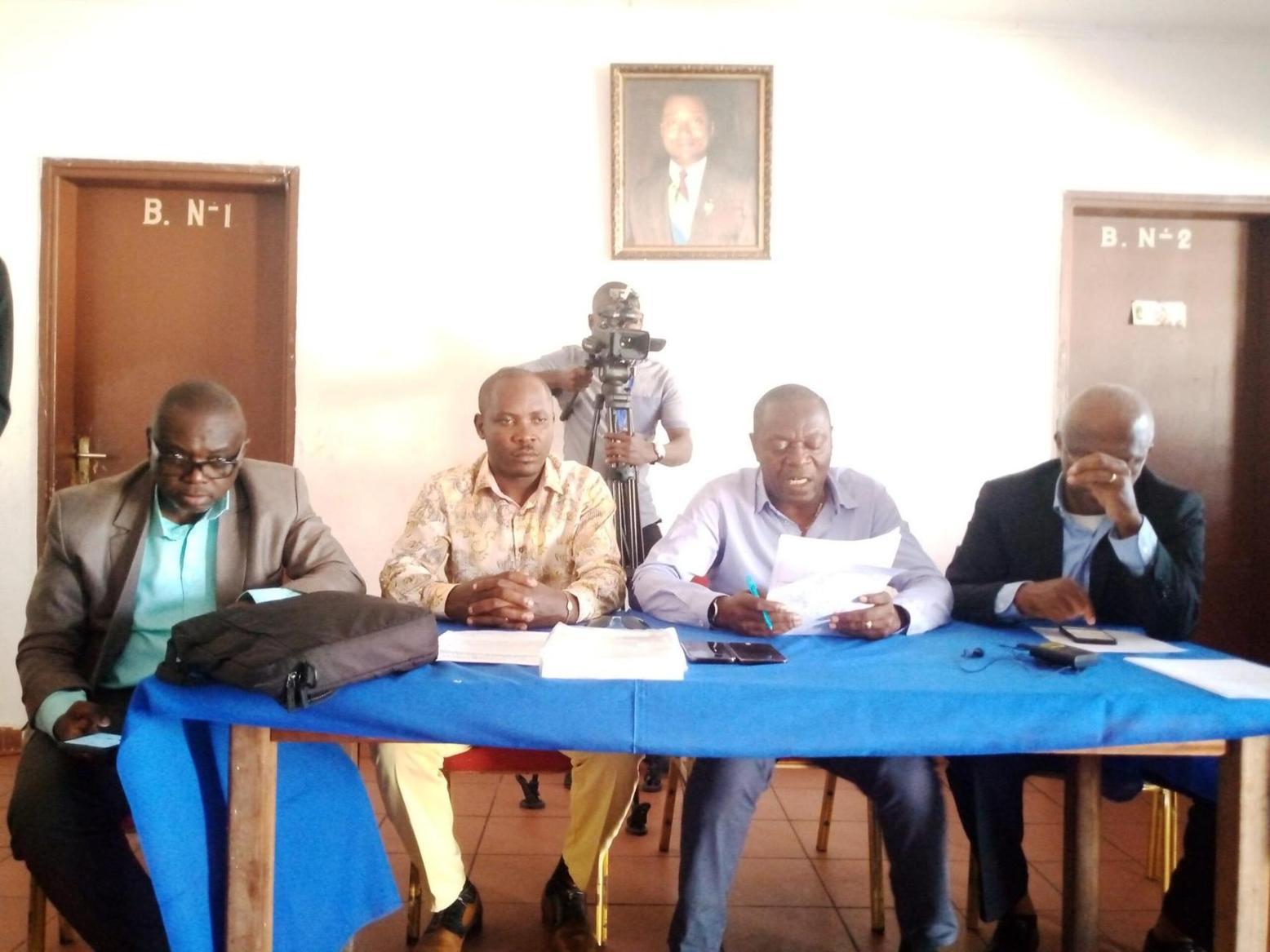 Élections générales : l’opposition et la société civile réclament une meilleure organisation du CGE à Port-Gentil Élections générales : l’opposition et la société civile réclament une meilleure organisation du CGE à Port-Gentil