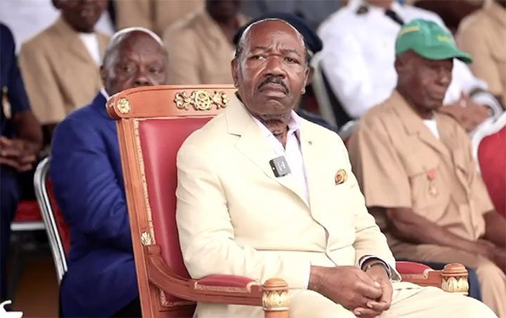Gabon : Ali Bongo valide le bulletin unique pour la présidentielle et les législatives Gabon : Ali Bongo valide le bulletin unique pour la présidentielle et les législatives