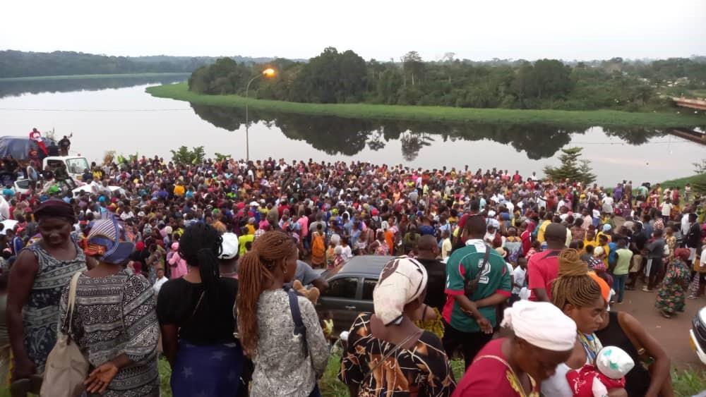 Makokou : Bilie By Nze arrache le cessez-le-feu feu avant l’arrivée sur place d’Ali Bongo Makokou : Bilie By Nze arrache le cessez-le-feu feu avant l’arrivée sur place d’Ali Bongo