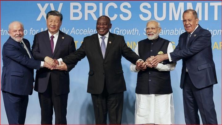L'élargissement des Brics, un premier pas vers la dédollarisation? L'élargissement des Brics, un premier pas vers la dédollarisation?