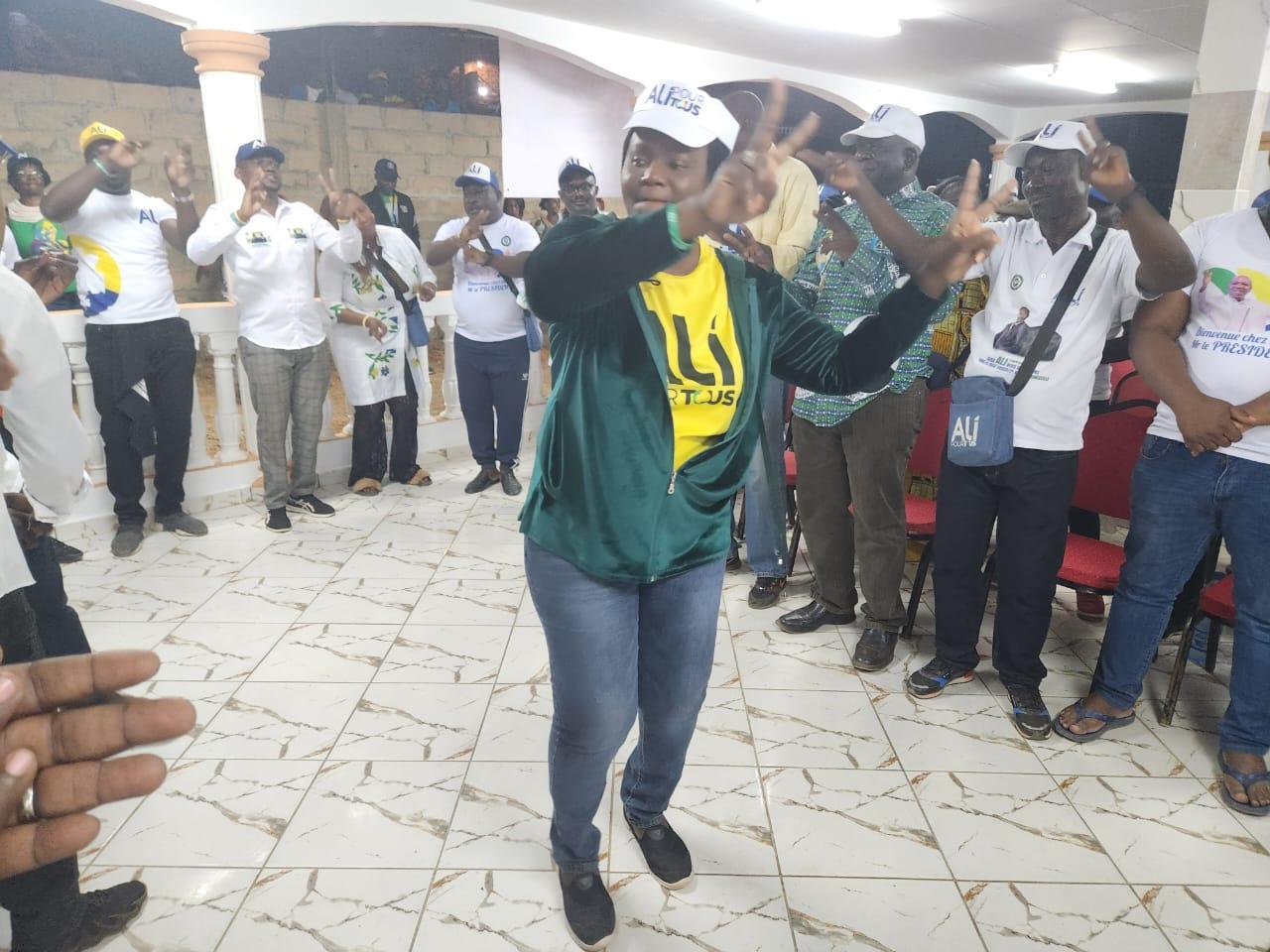 Edith Ekiri Mounombi Oyouomi confiante de la victoire de son candidat Ali Bongo Edith Ekiri Mounombi Oyouomi confiante de la victoire de son candidat Ali Bongo