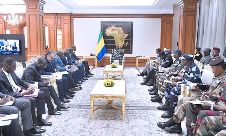 Gabon : Les responsables des régies financières reçus par le général Oligui Nguema Gabon : Les responsables des régies financières reçus par le général Oligui Nguema