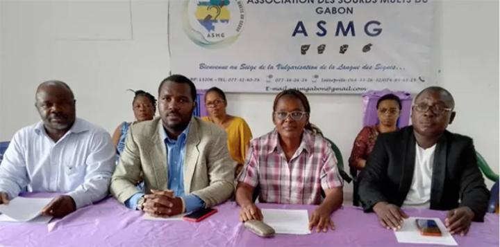 Gabon : les sourds muets implorent Brice Oligui Nguema à mettre fin à leur marginalisation chronique Gabon : les sourds muets implorent Brice Oligui Nguema à mettre fin à leur marginalisation chronique