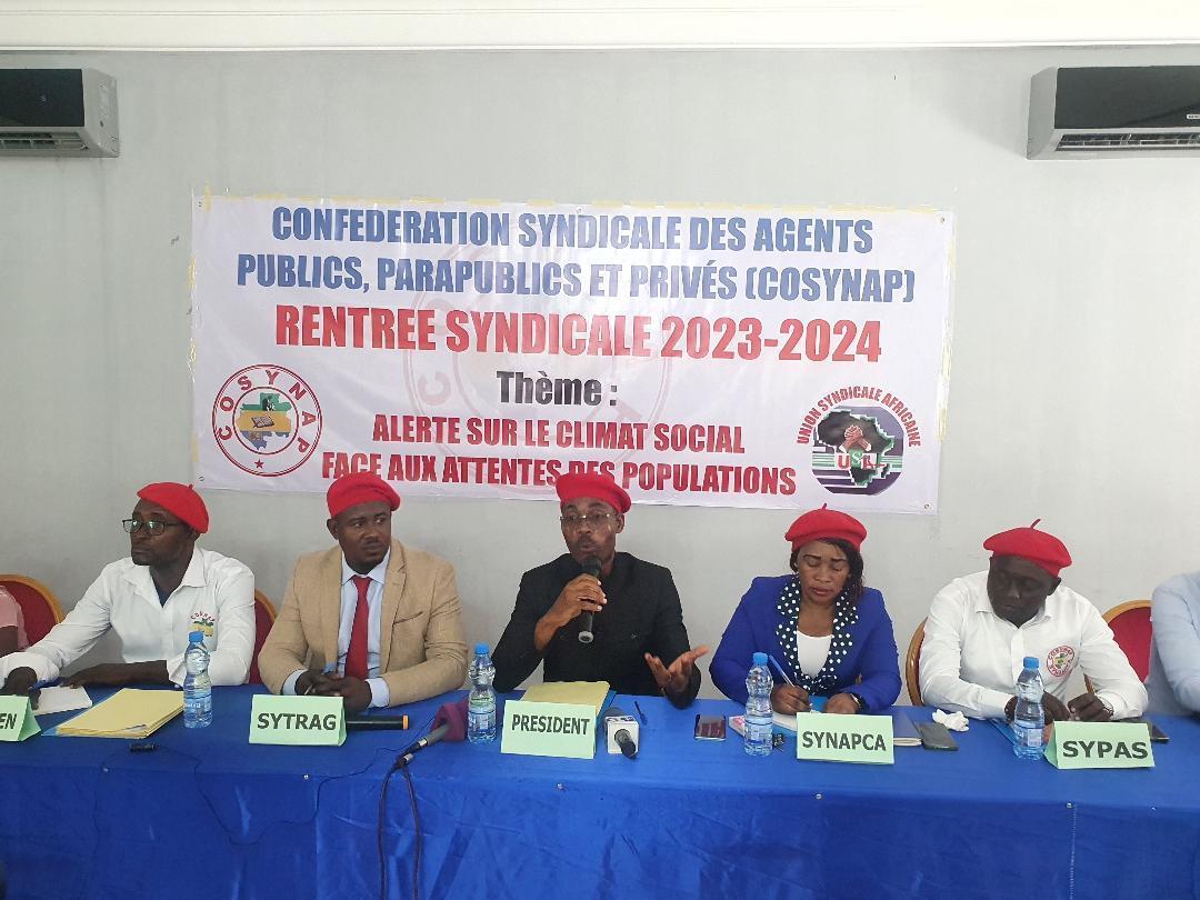 Transition au Gabon : la COSYNAP propose une trêve sociale, les recrutements et embauches pour garantir la paix sociale Transition au Gabon : la COSYNAP propose une trêve sociale, les recrutements et embauches pour garantir la paix sociale