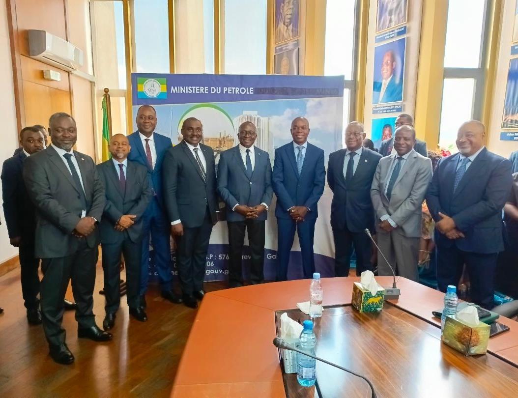 Pétrole : Marcel Abeke instruit ses nouveaux collaborateurs à ne pas faire la rétention de l’information, mais à jouer collectif Pétrole : Marcel Abeke instruit ses nouveaux collaborateurs à ne pas faire la rétention de l’information, mais à jouer collectif